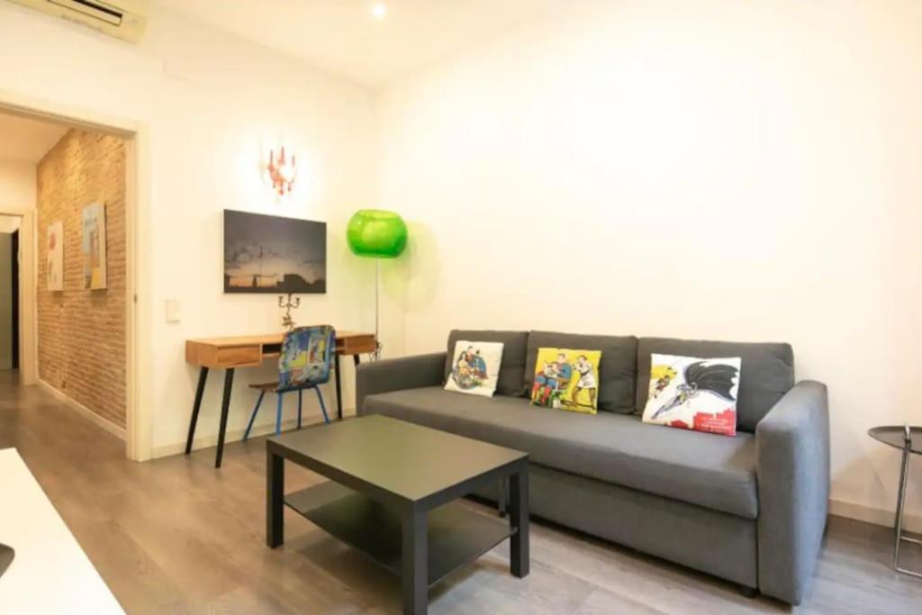 Canela Homes Barcelona Urquinaona Eksteriør bilde