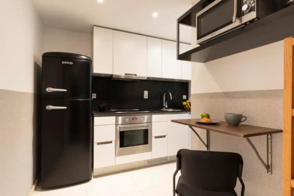 Canela Homes Barcelona Urquinaona Eksteriør bilde